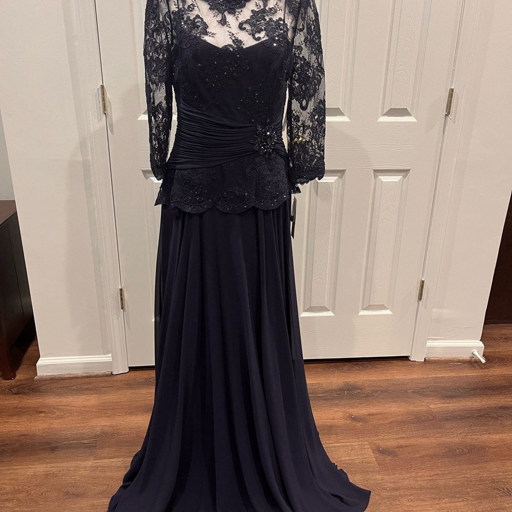 Rickie Freeman for Teri Jon Navy Lace Long Sleeve Dress